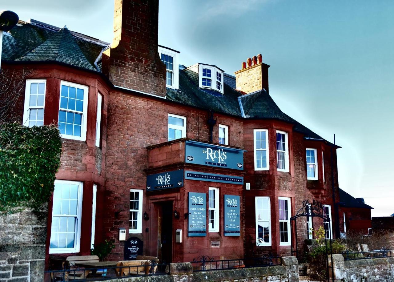 The Rocks Hotel Dunbar Exterior photo